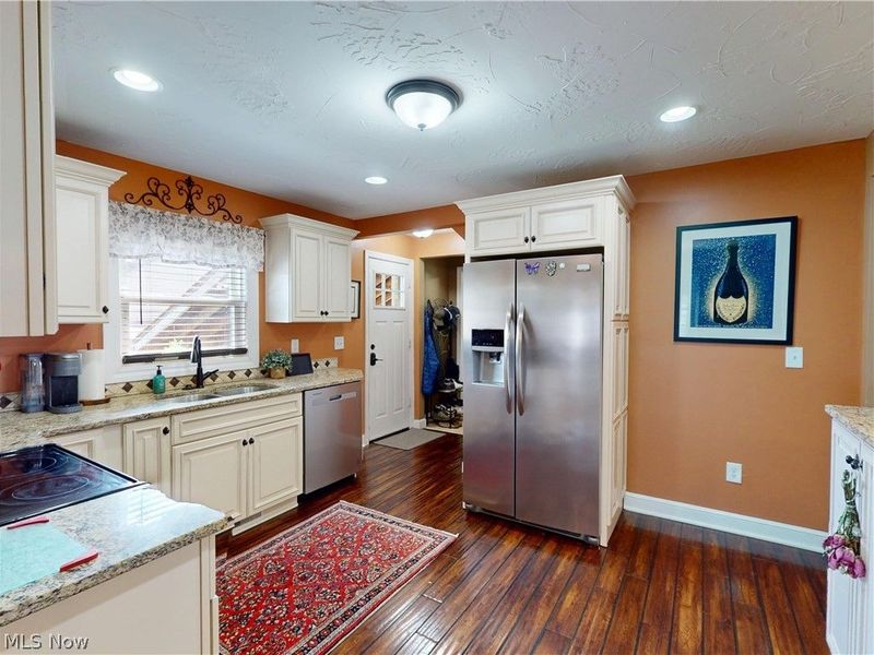 2414 Lakeside Avenue NW, Canton, OH 44708 Photo 15