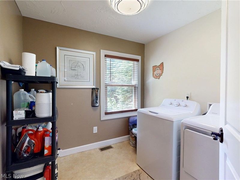 2414 Lakeside Avenue NW, Canton, OH 44708 Photo 16