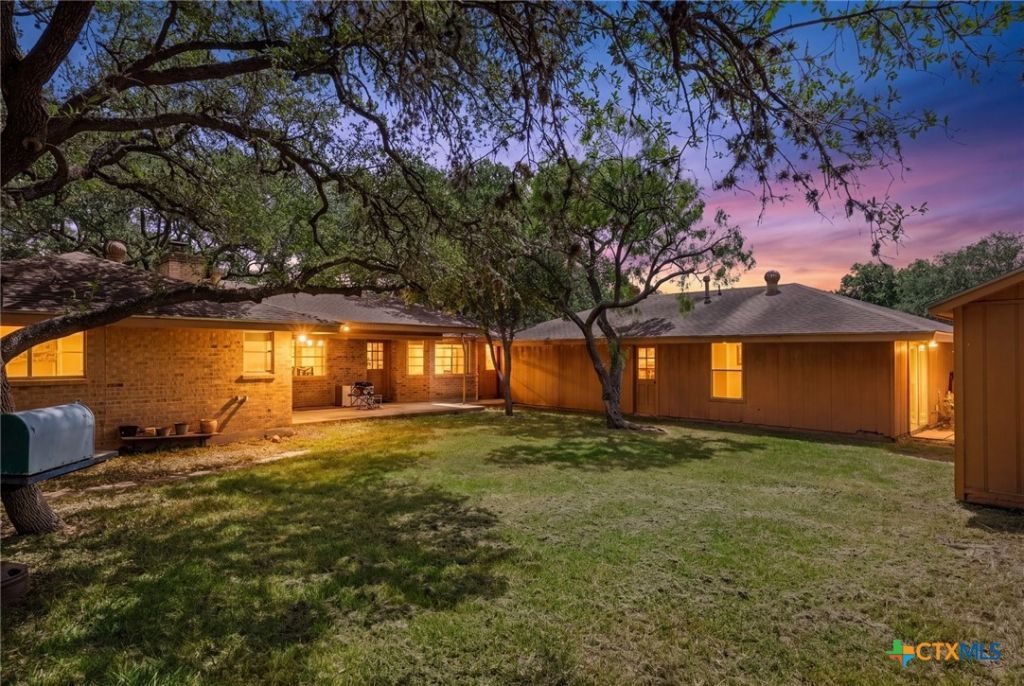 304 Hill Country Lane, San Antonio, TX 78232 Main Photo