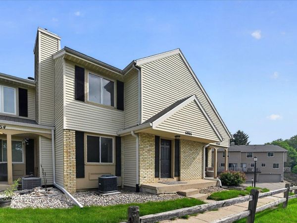 6866 Park Ridge Drive, Madison, WI 53719