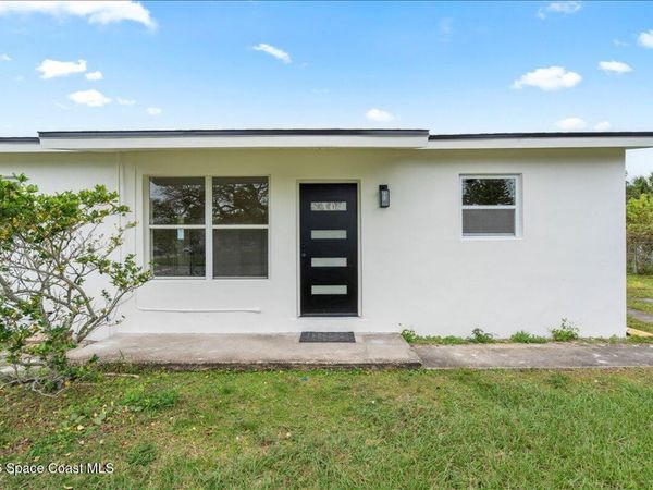 301 W Rutgers Street , Melbourne, FL 32901