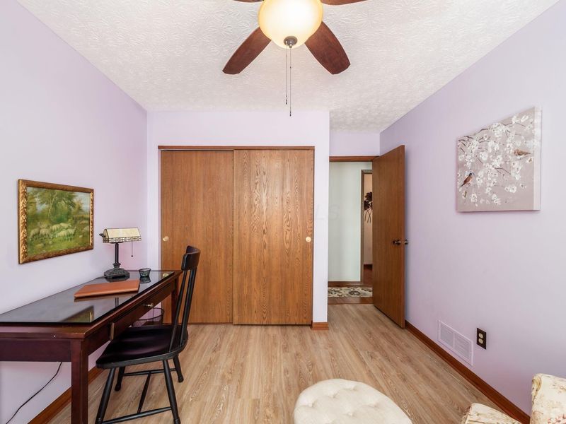 7899 Leaview Drive, Columbus, OH 43235 Photo 22