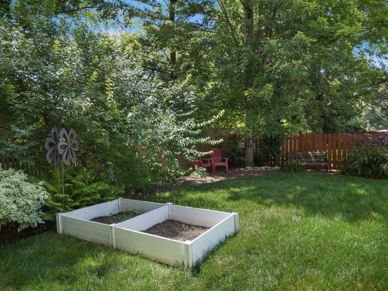 7899 Leaview Drive, Columbus, OH 43235 Photo 40