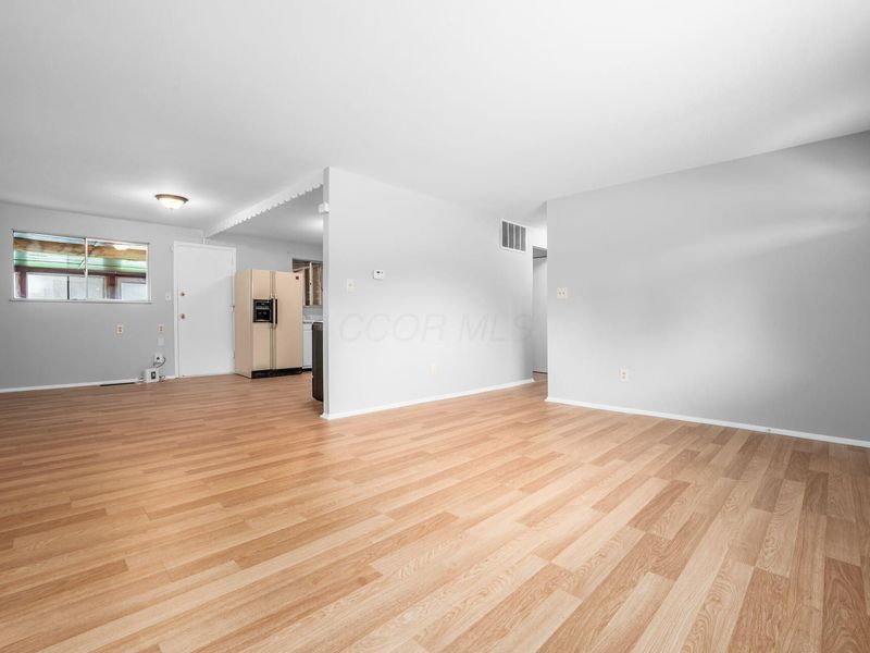 6553 Malone Drive, Reynoldsburg, OH 43068 Photo 3