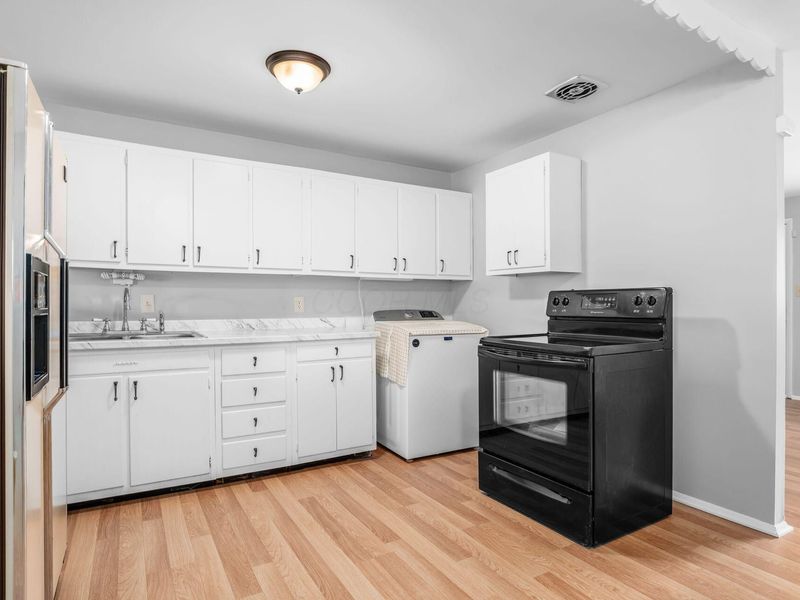 6553 Malone Drive, Reynoldsburg, OH 43068 Photo 7