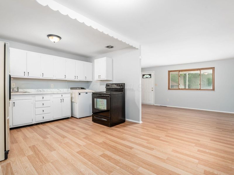 6553 Malone Drive, Reynoldsburg, OH 43068 Photo 9