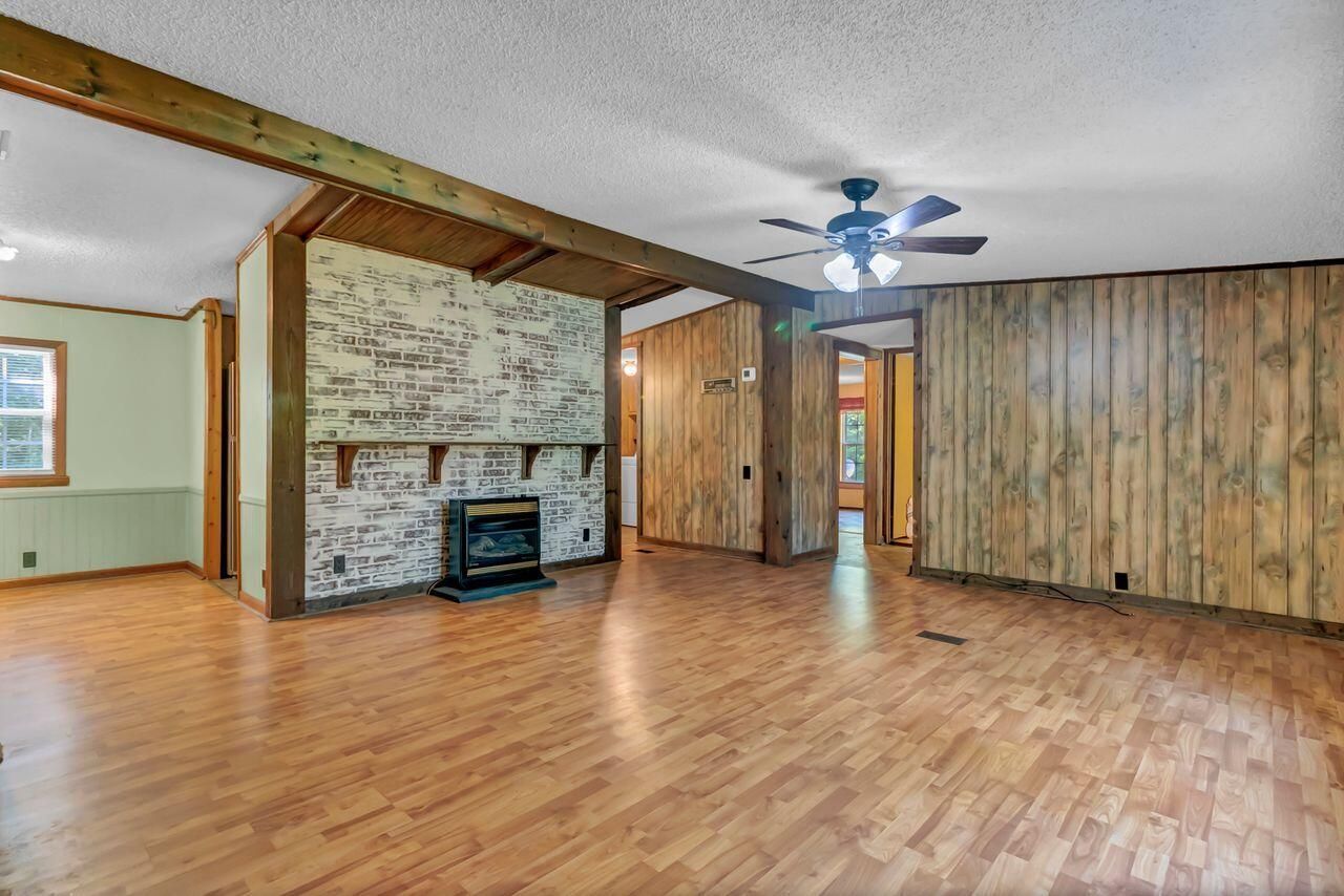 1236 Spring Hill Church Road Photo 8