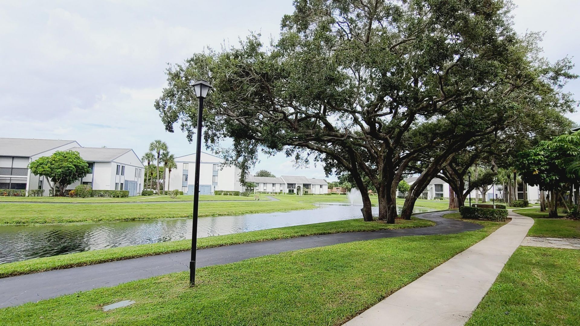 1015 Green Pine Boulevard, Unit B3, West Palm Beach, FL 33409 Photo