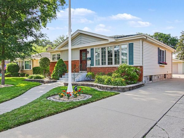 510 E 164th Place , South Holland, IL 60473