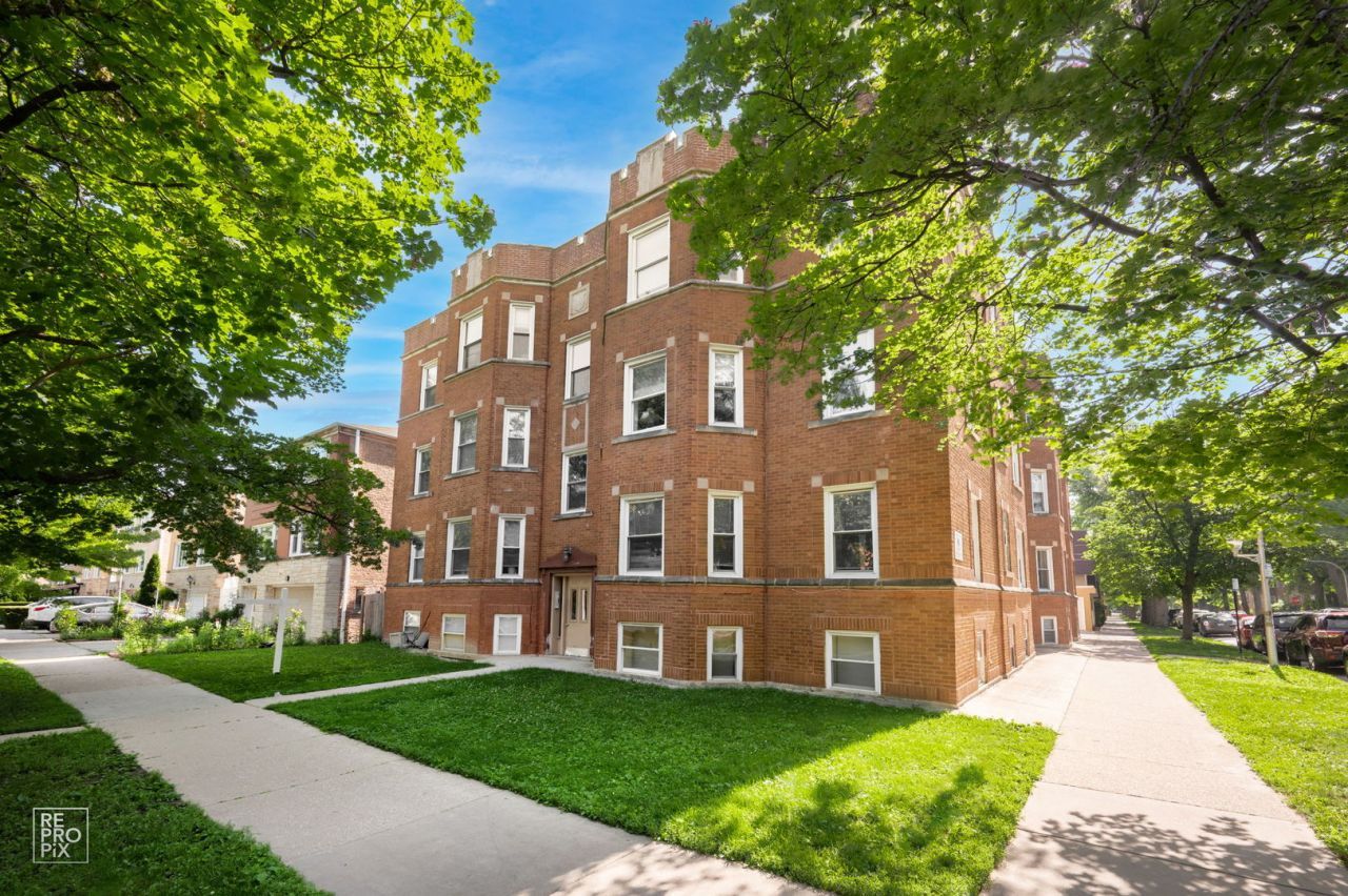 6305 N Richmond Street, Unit 1, Chicago, IL 60659 Main Photo