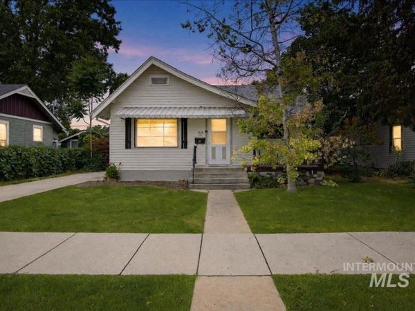 915 13th Ave S, Nampa, ID 83651