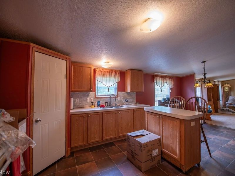 9805 Crooked Creek Road SE, Uhrichsville, OH 44683 Photo 13