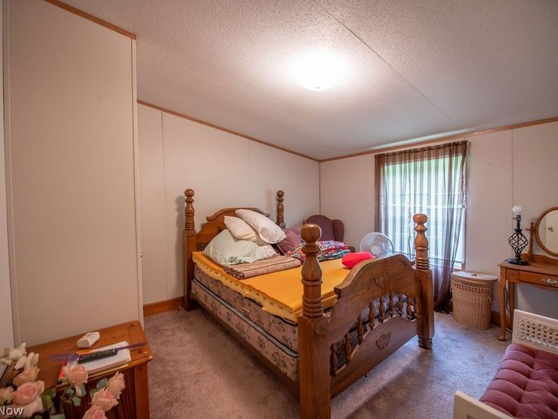 9805 Crooked Creek Road SE, Uhrichsville, OH 44683 Photo 25