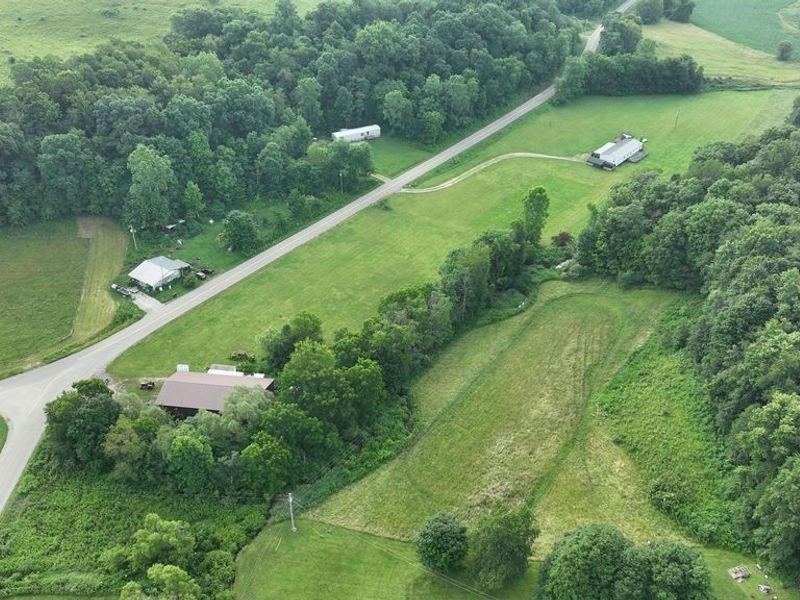 9805 Crooked Creek Road SE, Uhrichsville, OH 44683 Photo 6