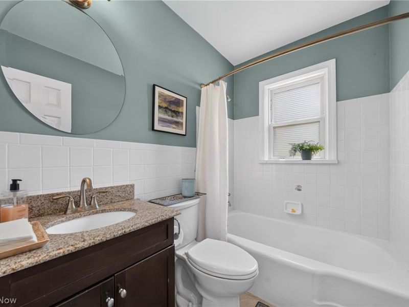 880 Sandusky Street, Conneaut, OH 44030 Photo 13