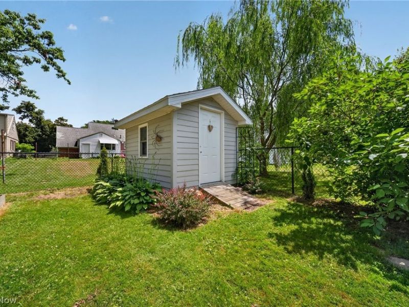 880 Sandusky Street, Conneaut, OH 44030 Photo 32
