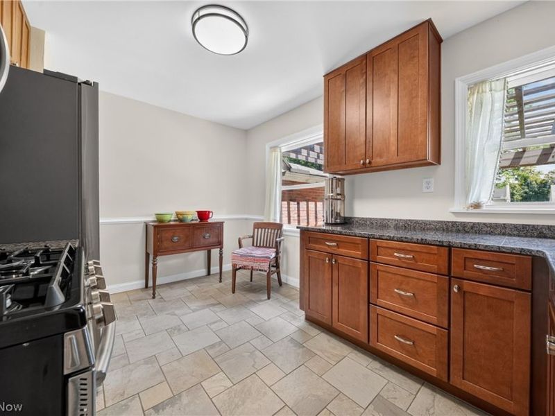 880 Sandusky Street, Conneaut, OH 44030 Photo 8