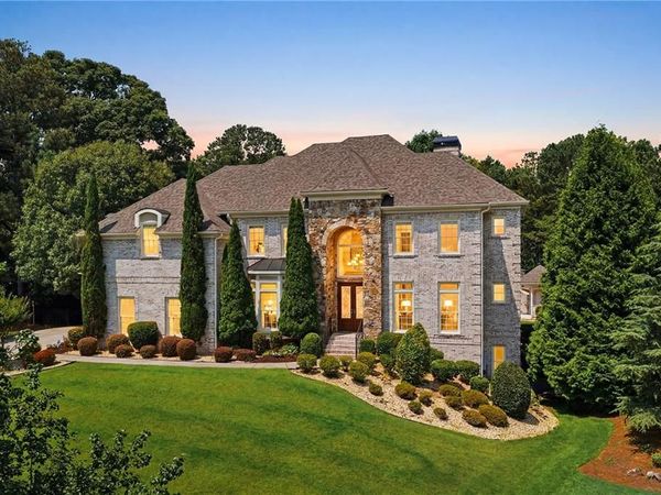 120 Roxbury Row, Alpharetta, GA 30004