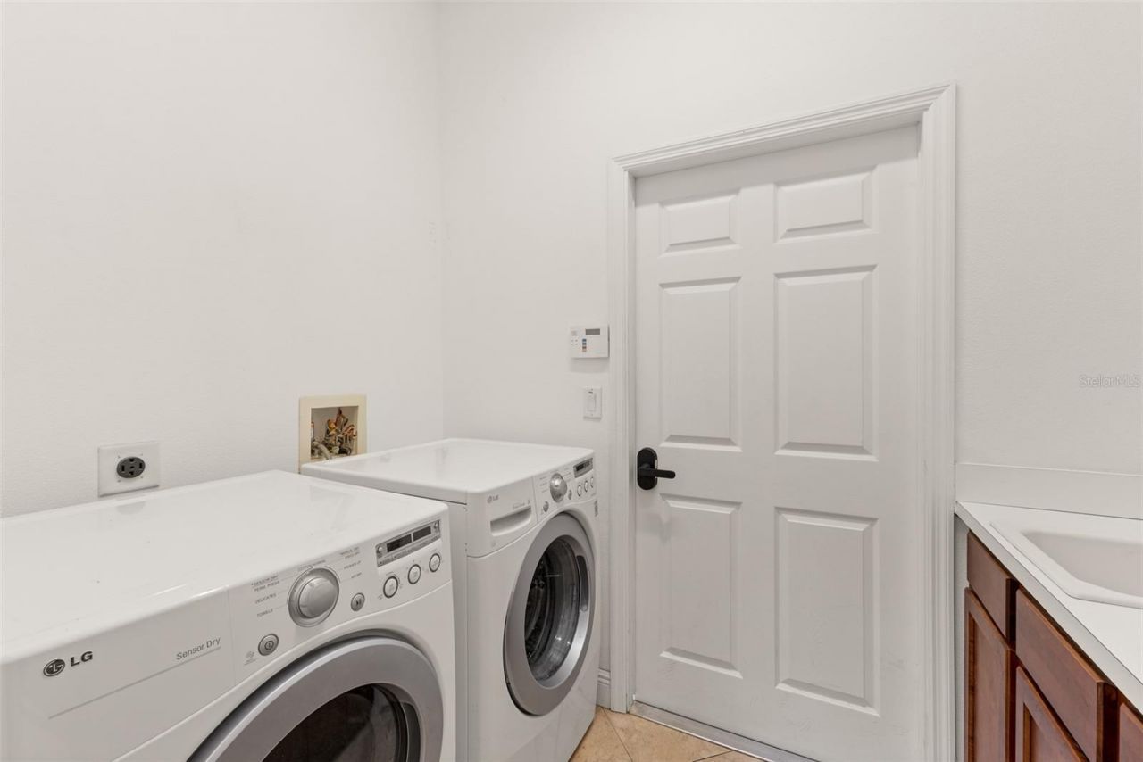 8414 Maria Court , Unit 5, Cape Canaveral, FL 32920 Photo