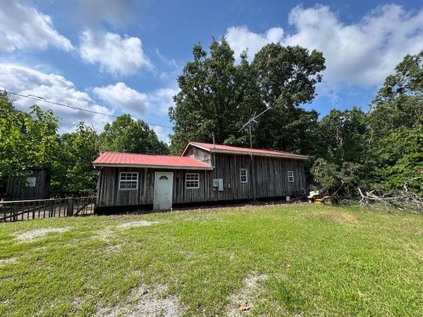 8062 Frame Hollow Rd , Nunnelly, TN 37137