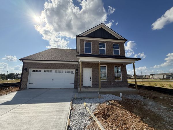 3640 Heartland Dr, Columbia, TN 38401