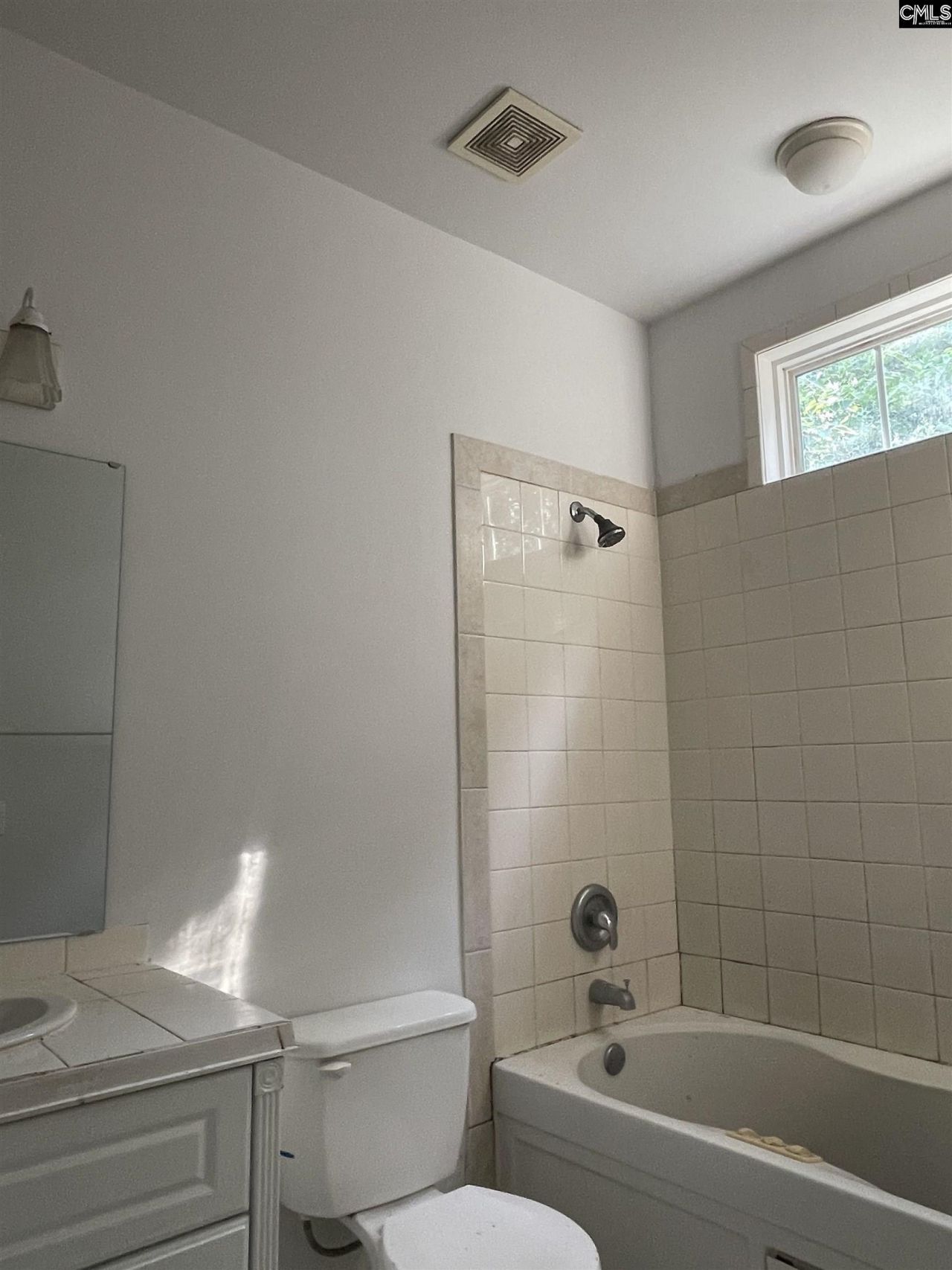 254 Pine Court  Photo 6