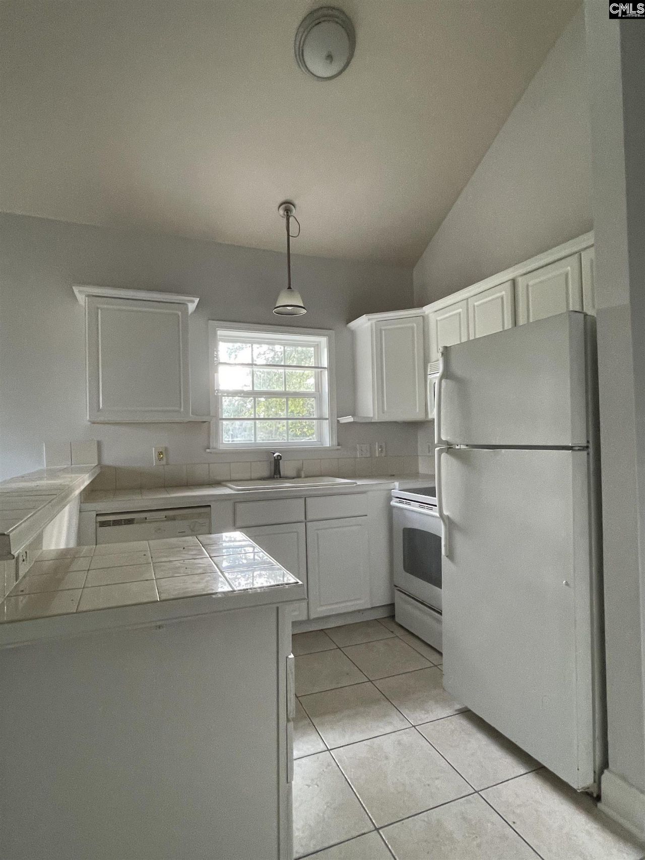 254 Pine Court  Photo 8