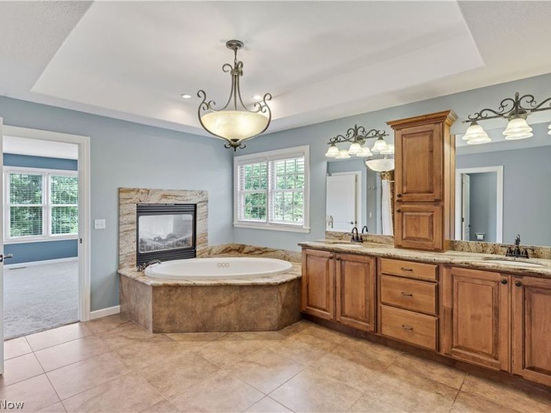 8021 Grayson Drive, Canfield, OH 44406 Photo 13