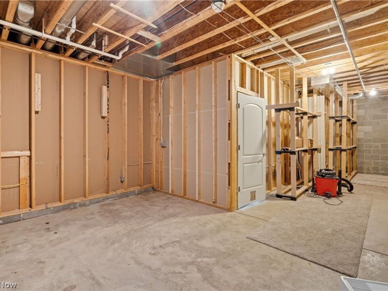 8021 Grayson Drive, Canfield, OH 44406 Photo 33