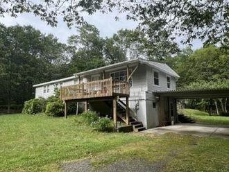 106 Marro Road Canadensis, PA 18325