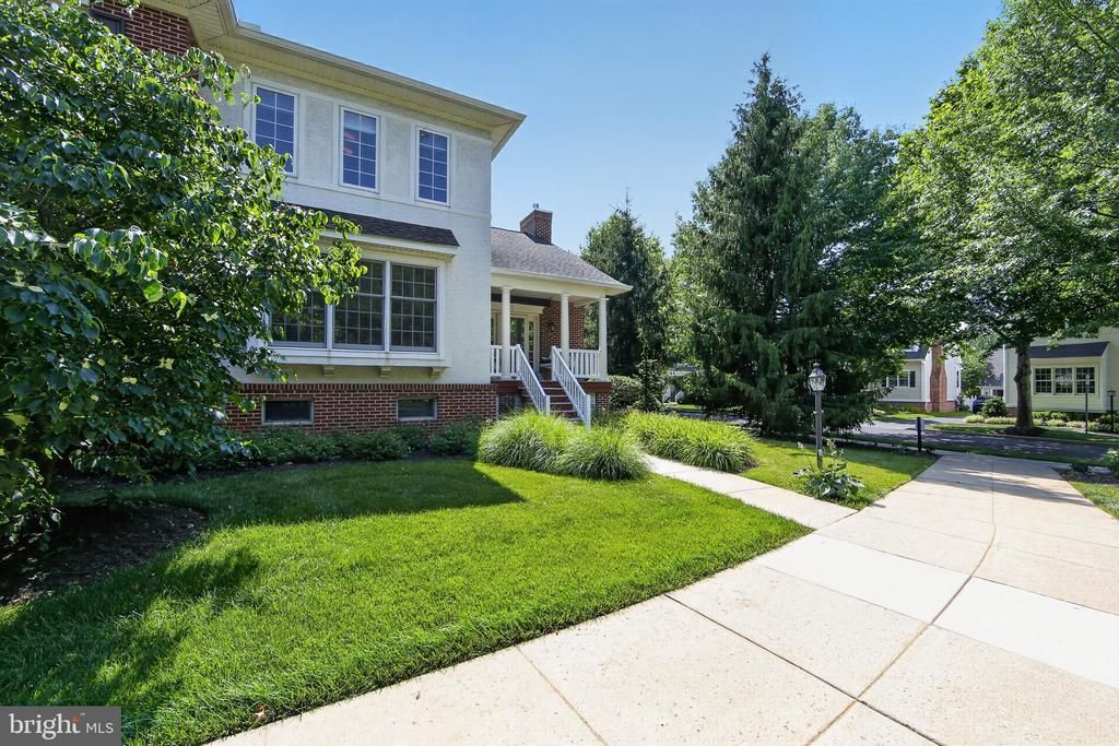 477 FAIRMONT DRIVE, CHESTER SPRINGS, PA 19425