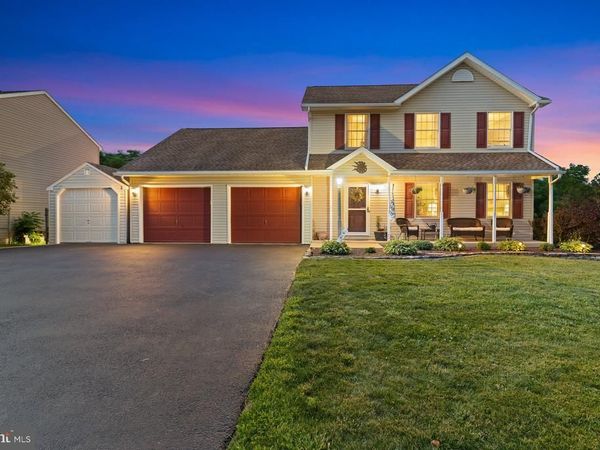 2911 VILLAGE SQUARE DRIVE, DOVER, PA 17315