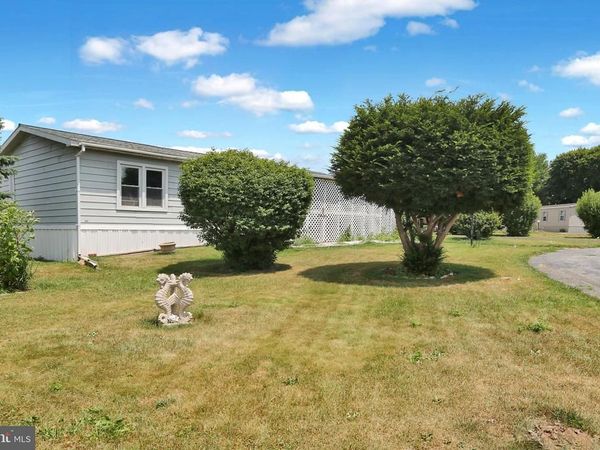 407 PALM CITY PARK , ANNVILLE, PA 17003