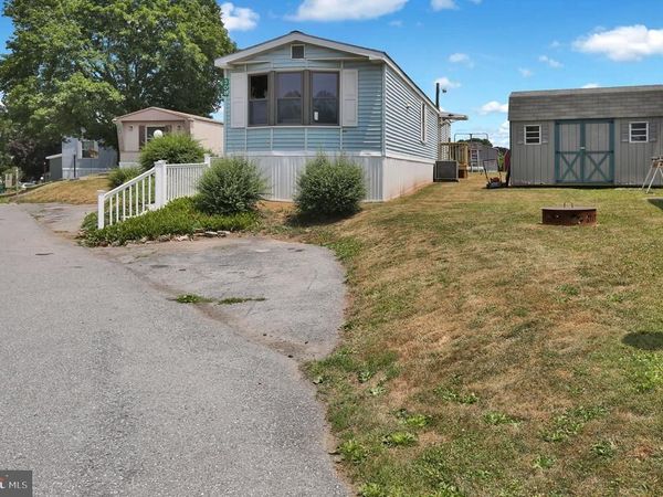 308 PALM CITY PARK , ANNVILLE, PA 17003