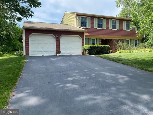 46 HAMILTON LANE S, PLAINSBORO, NJ 08536