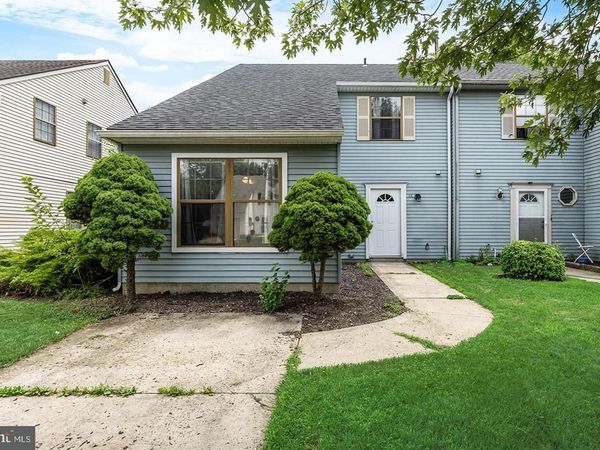 12 HEWITT LANE, SICKLERVILLE, NJ 08081