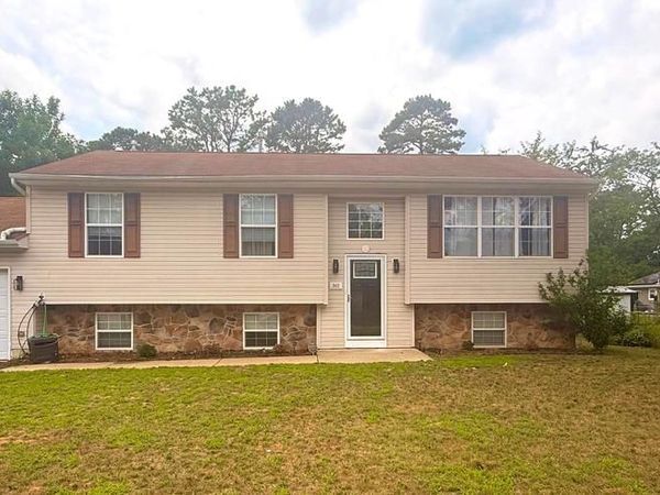 302 ALGONQUIN TRAIL, BROWNS MILLS, NJ 08015