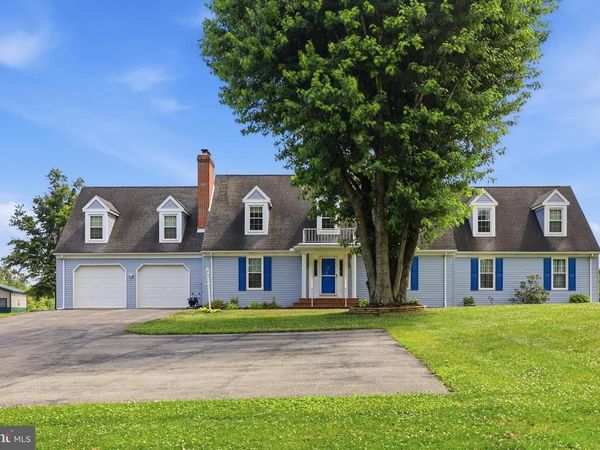 15613 NATURAL WELL ROAD , WILLIAMSPORT, MD 21795