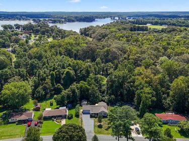 305 CEDAR LANE, COLONIAL BEACH, VA 22443