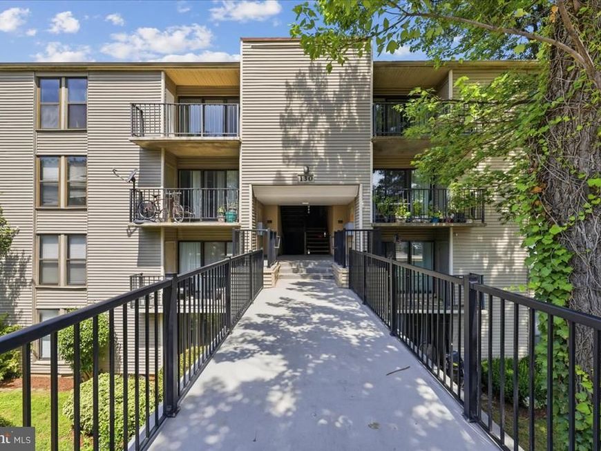 130 Duvall Lane , Unit 197-301, Gaithersburg, MD 20877 Main Photo