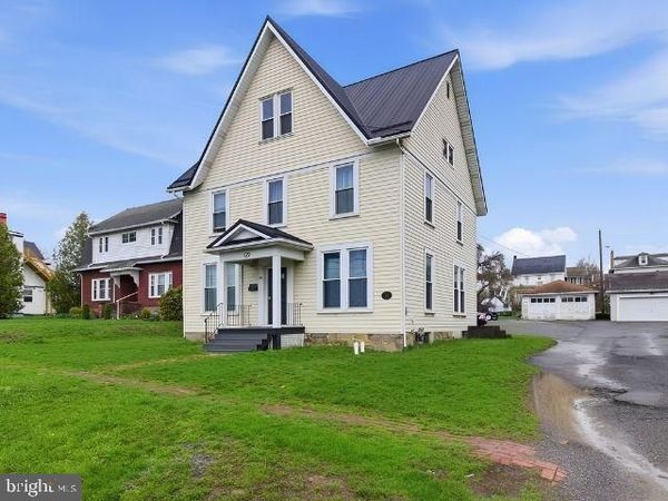 129 E DUBOIS AVENUE , DU BOIS, PA 15801