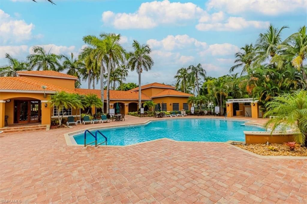 1205 Wildwood Lakes Blvd , Unit 206, Naples, FL 34104 Photo
