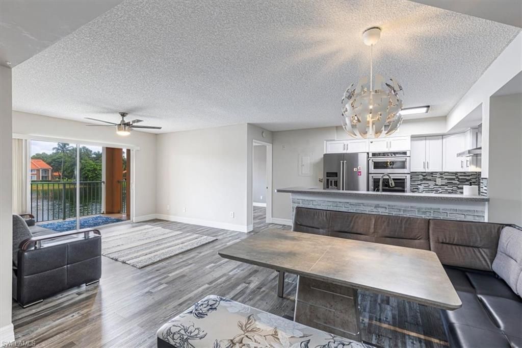1205 Wildwood Lakes Blvd , Unit 206, Naples, FL 34104 Photo