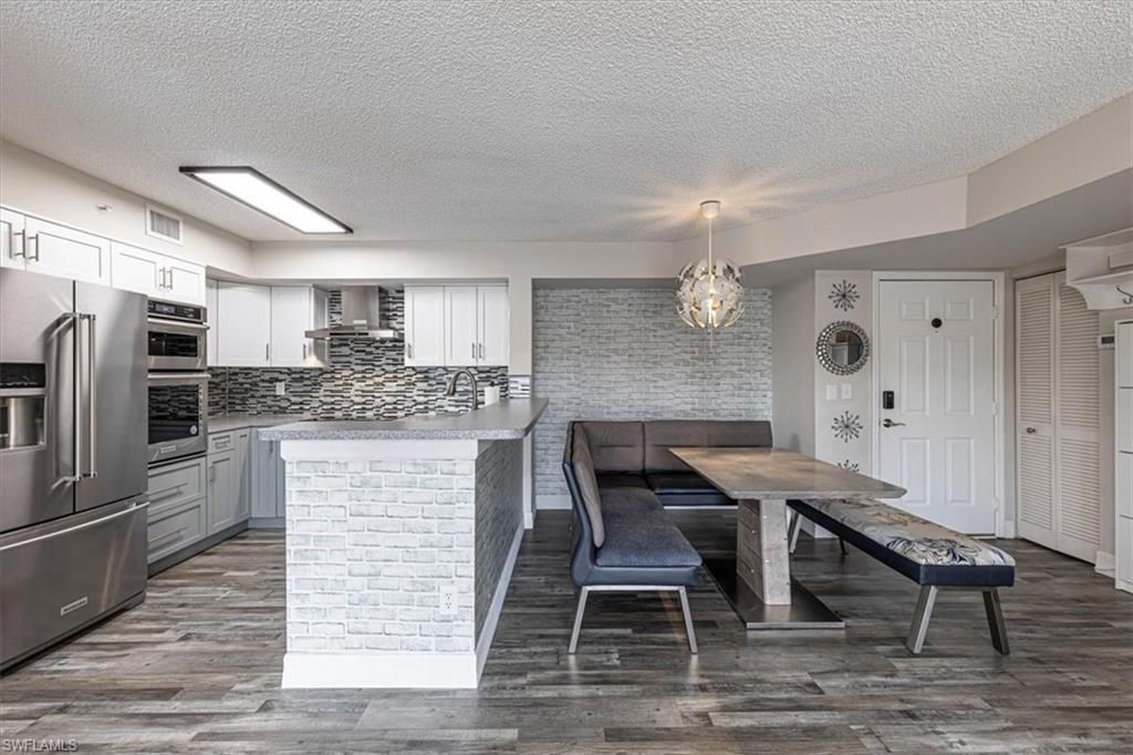 1205 Wildwood Lakes Blvd , Unit 206, Naples, FL 34104 Photo