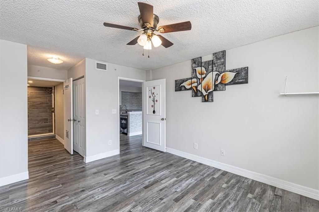 1205 Wildwood Lakes Blvd , Unit 206, Naples, FL 34104 Photo