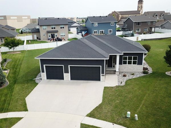 2943 6th Street E, West Fargo, ND 58078
