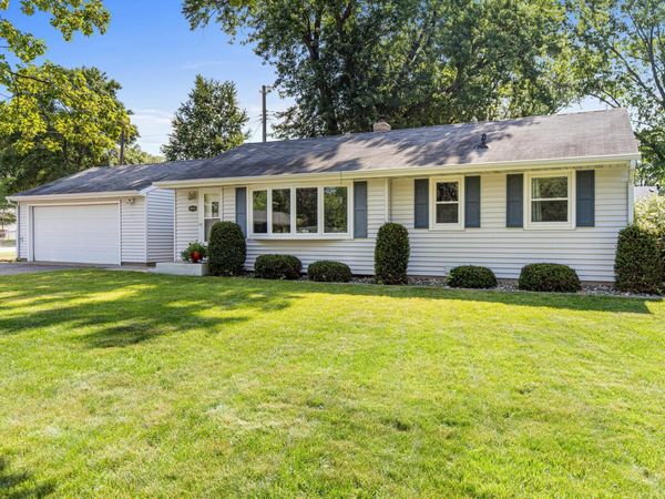 3834 Dennis Lane, White Bear Lake, MN 55110