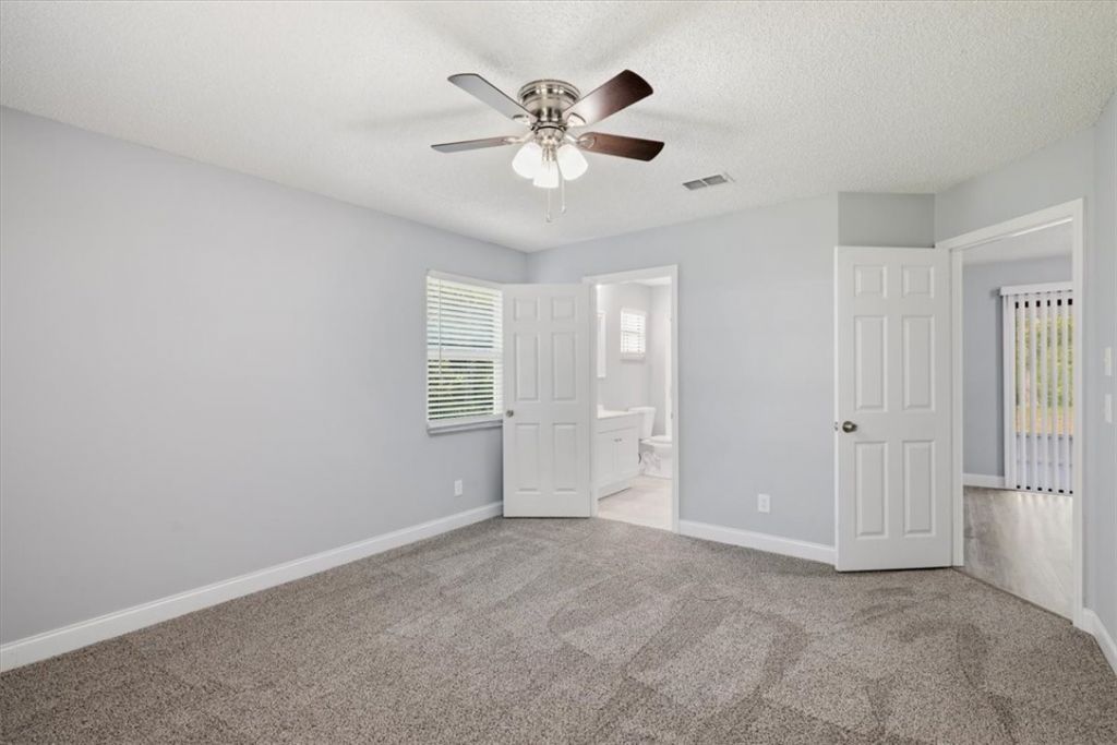 145 21st Avenue, Vero Beach, FL 32962 Photo
