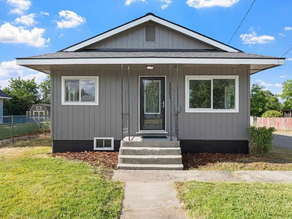7907 E Nora Ave, Spokane Valley, WA 99212