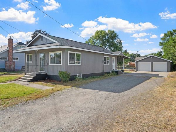 7907 E Nora Ave, Spokane Valley, WA 99212
